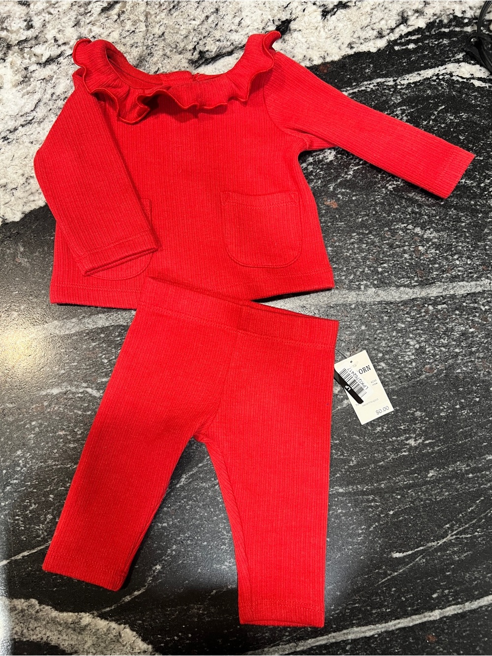 Cloud Island NWT Newborn Red Ribbed 2-Piece Ruffle Outfit Set
